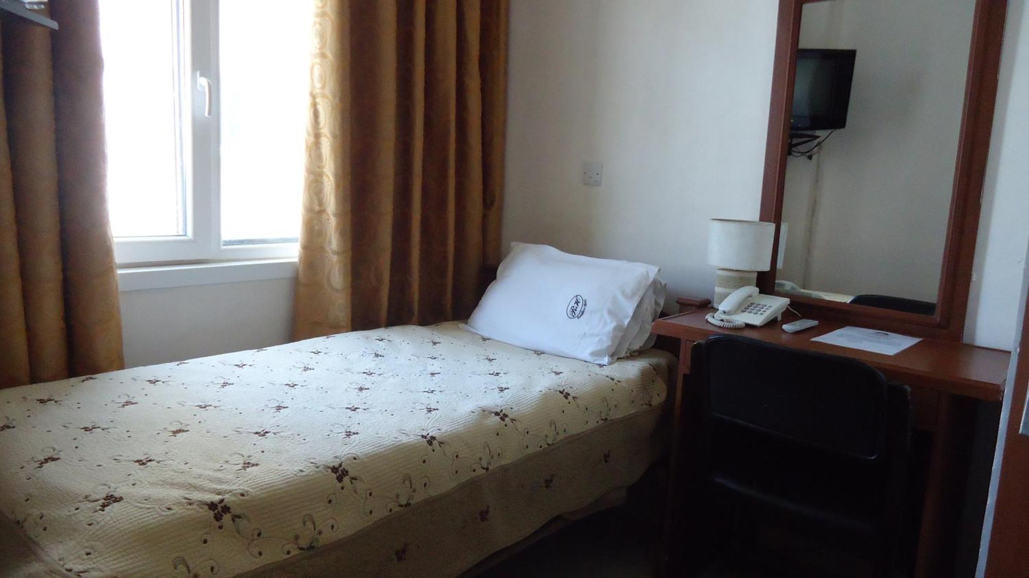 Rainbow Hotel Dar es Salaam Room photo
